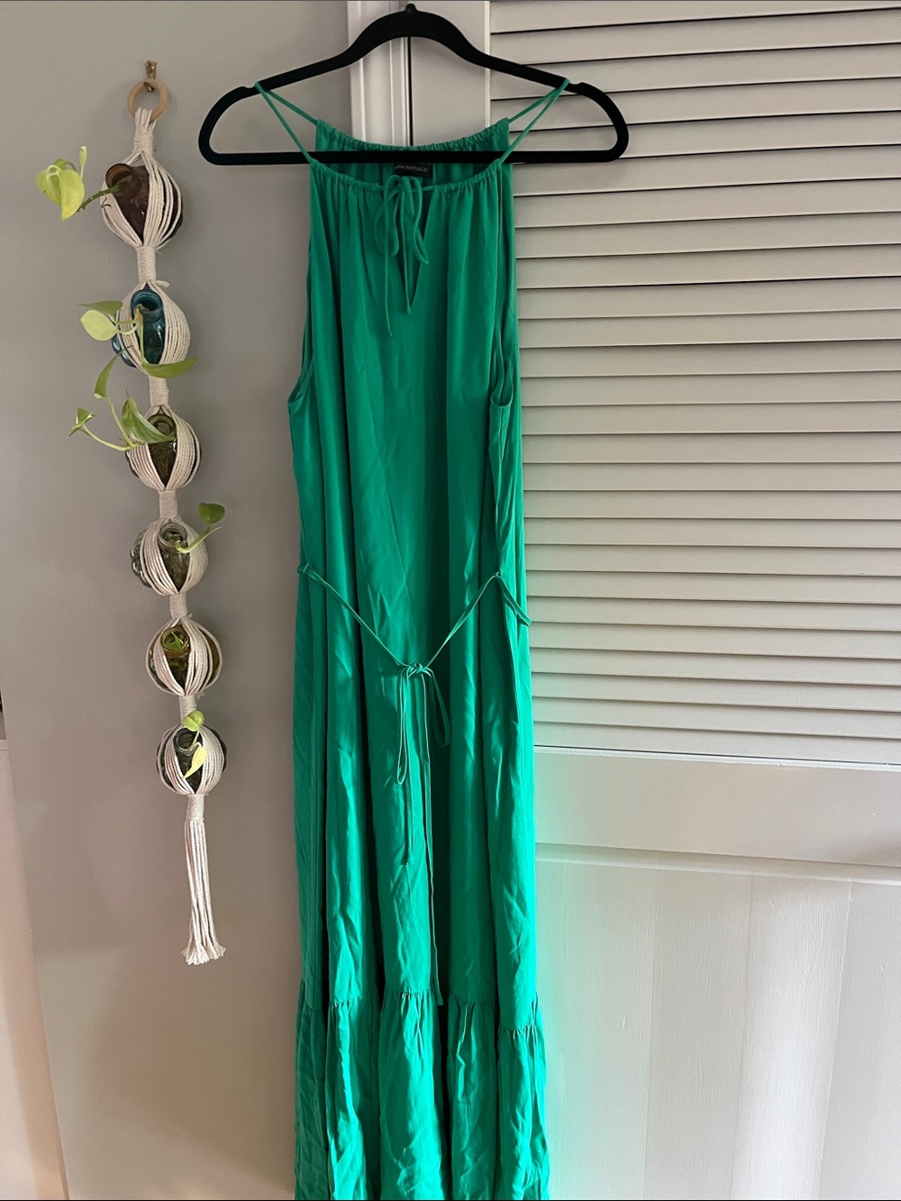 Banana Republic Green Sleeveless Maxi Dress